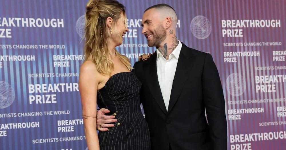 Adam Levine y Behati Prinsloo regresan a México 10 años después para volverse a casar