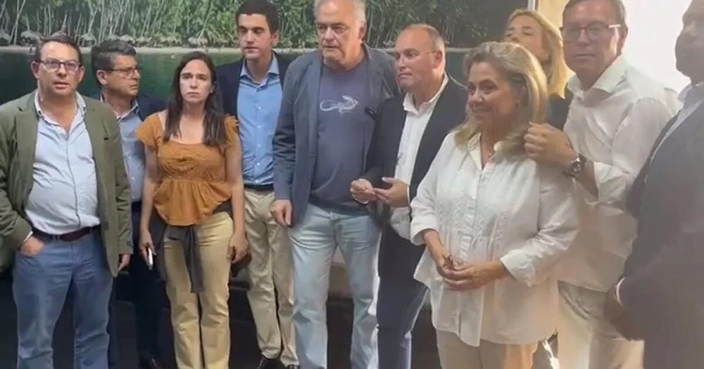 La delegación del PP denuncia que el “régimen dictatorial” del “tirano” Maduro les haya expulsado de Venezuela