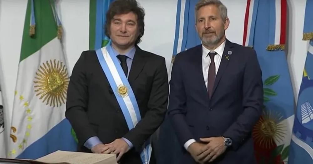 Alerta para el PRO: un gobernador se acerca a Javier Milei y avanza en un acuerdo electoral para 2025