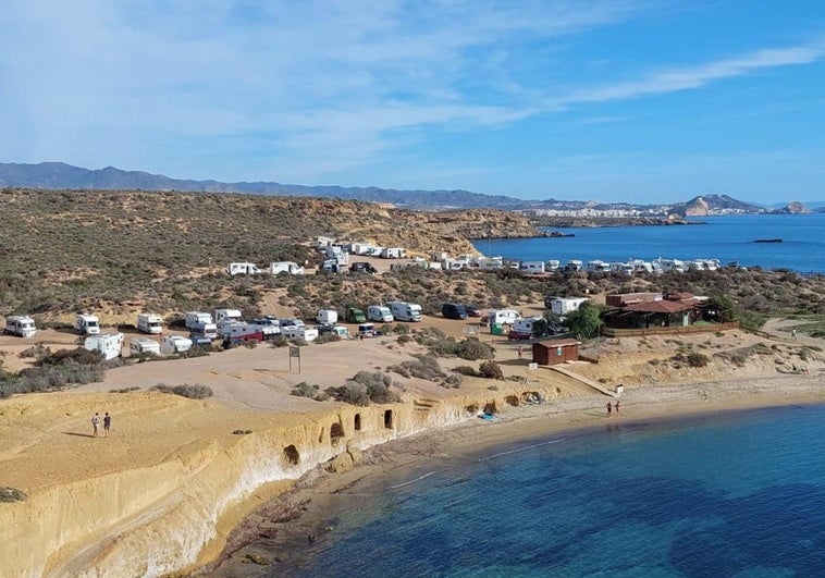 Denuncian la ocupación sin control del Paisaje Protegido de Cuatro Calas de Águilas