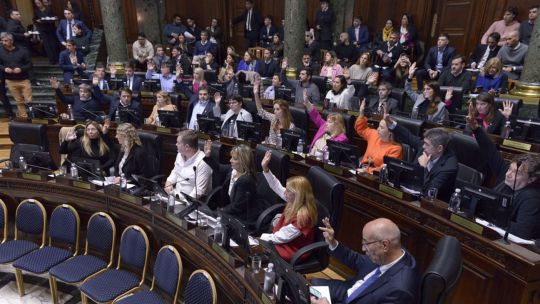 Legisladores porteños de UxP se manifestaron contra el “carácter autoritario e intolerante” del gobierno nacional