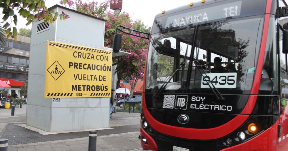 Metro CDMX y Metrobús hoy 28 de mayo: marcha lenta en la Línea 8 y A por lluvias