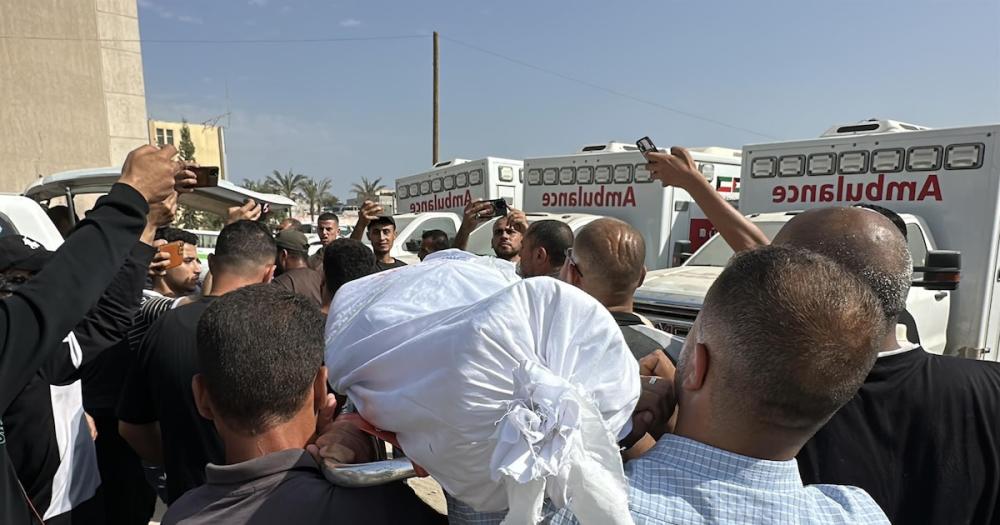 Al menos tres muertos y 35 heridos por disparos de tropas israelíes en un punto de reparto de ayuda en Rafá