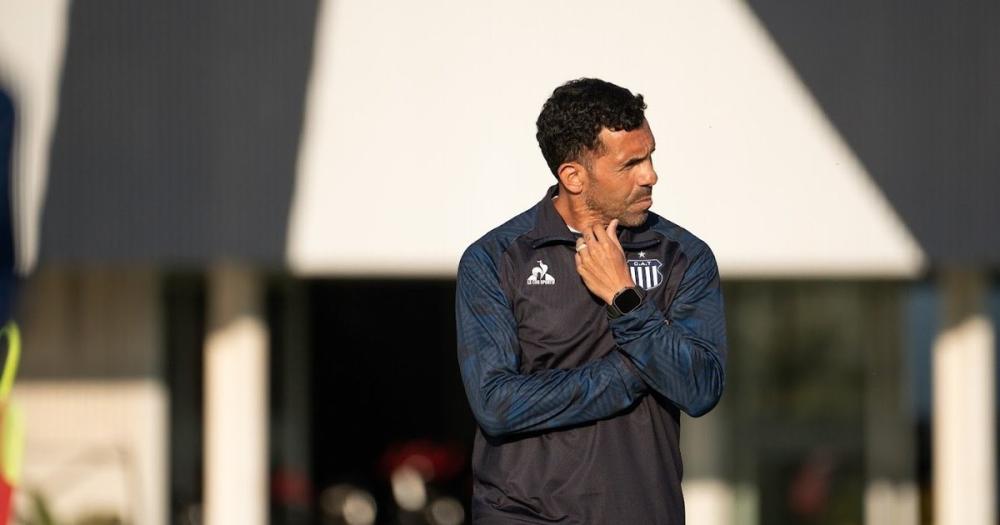 Carlos Tevez asumió como DT de Talleres tras el escándalo con Cocca: “Dejé todo, era el único club que podía sacarme de la comodidad”