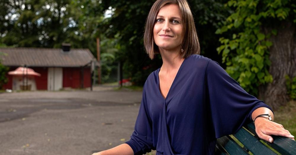 Helga Flatland: familia, comunidad en miniatura