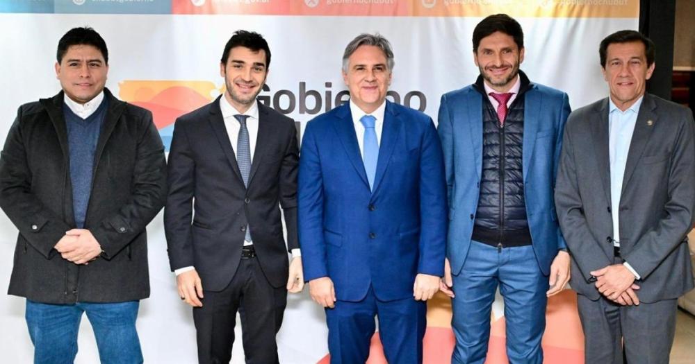 Los gobernadores pasan a la acción y quieren diputados y senadores propios