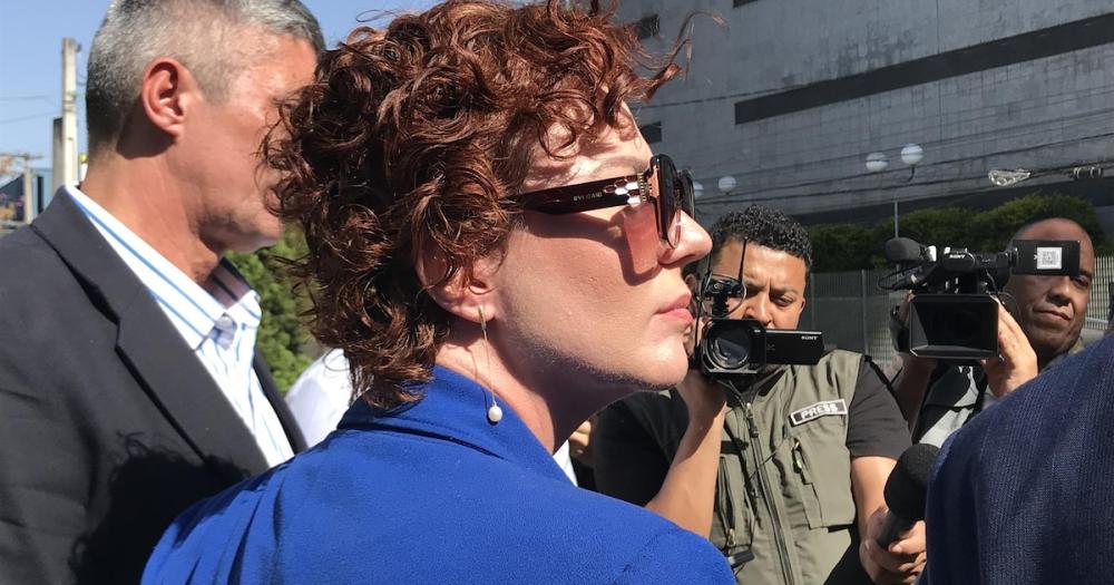 La diputada bolsonarista Carmen Zambelli, condenada a cinco años por tenencia ilegal de armas y coacción ilegal