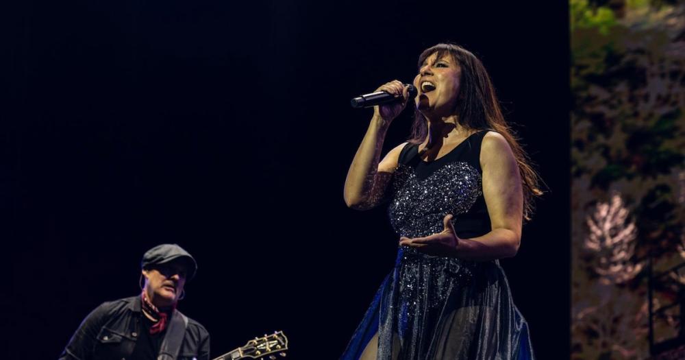 Amaral transforma Starlite en un viaje por los grandes himnos del pop español