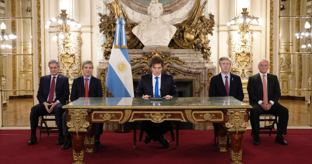 De “ese discurso lo escribió Conan” a acusaciones de “fanatismo ideológico” y anuncios “ilegales”: las reacciones del arco político a la Cadena Nacional de Javier Milei
