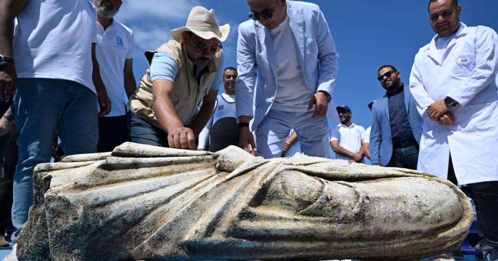 Histórico hallazgo en Egipto: encontraron una ciudad sumergida y estatuas de 2000 años de antigüedad